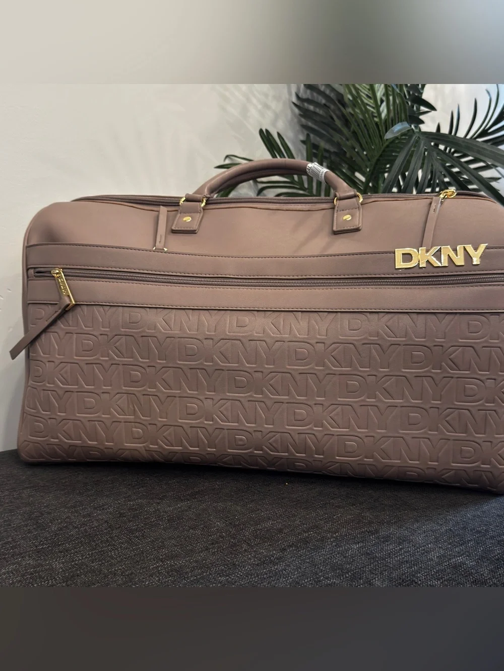 N/A sleek dusty